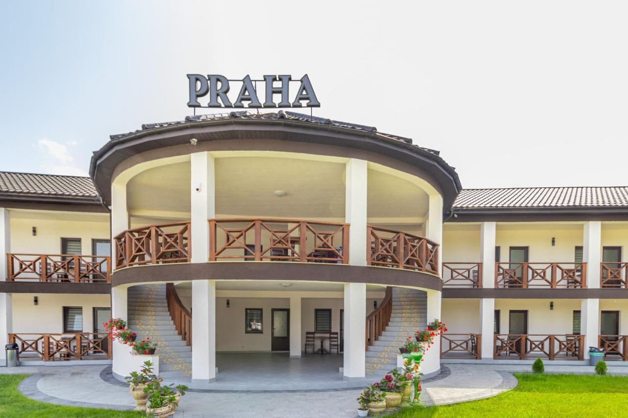 Hotel Praha Solotwyno Exterior foto